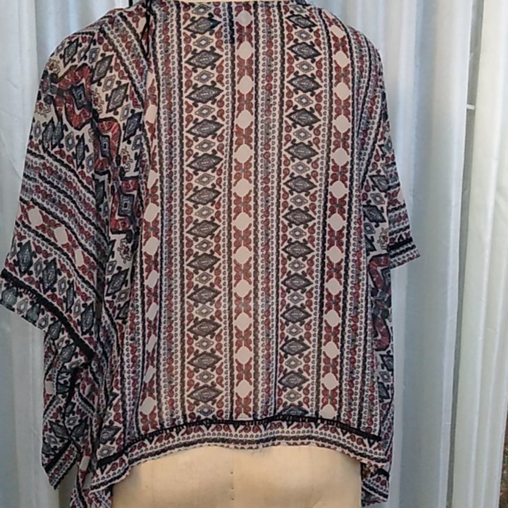 Kimono - Picture 4 of 6